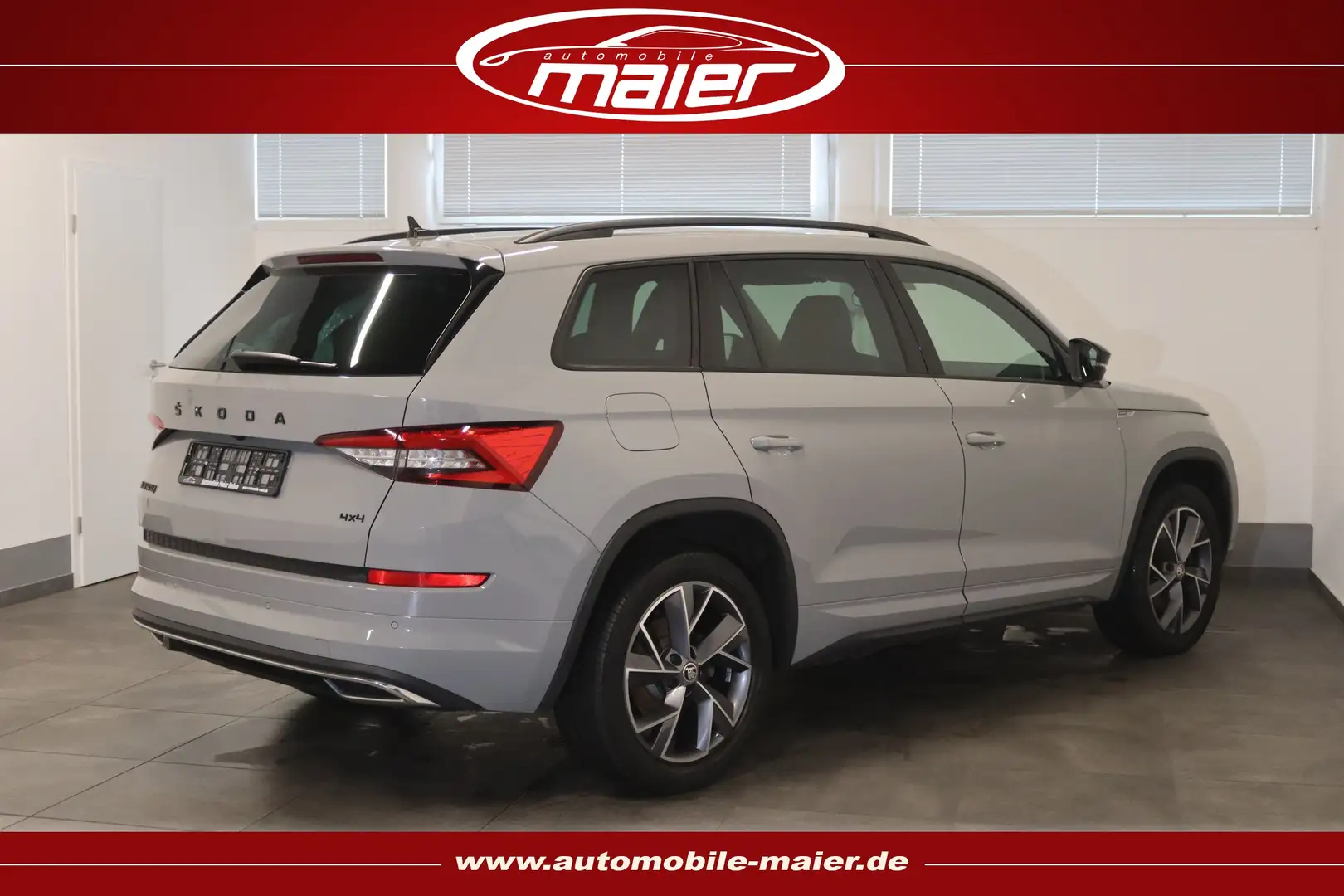 Skoda Kodiaq SportLine 4x4-NAV-LED-AHK-VIRT-KAMERA-ACC Gris - 2