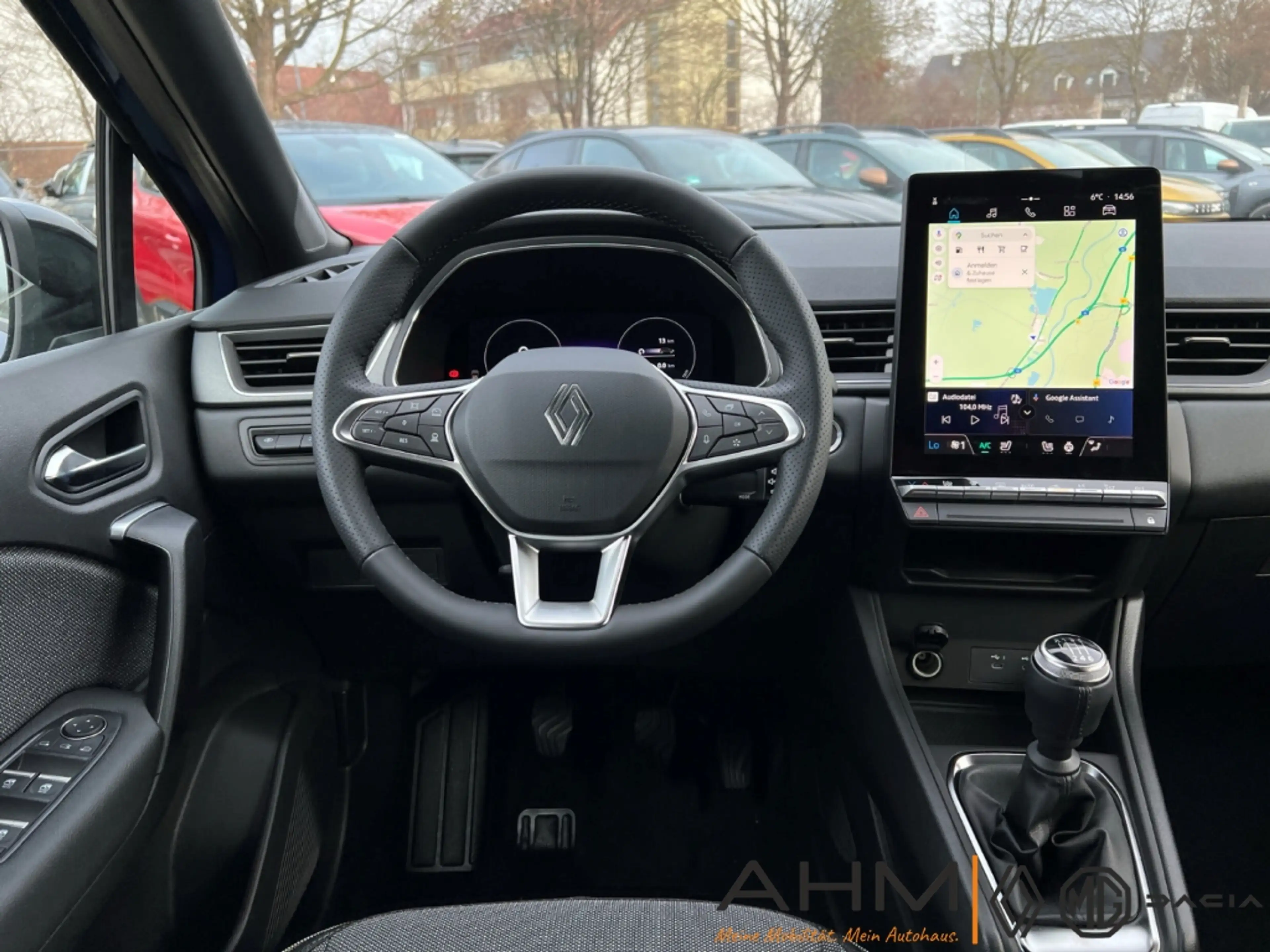 Renault Captur Techno TCe 115 Navi ACC Apple CarPlay Android Auto — photo 15