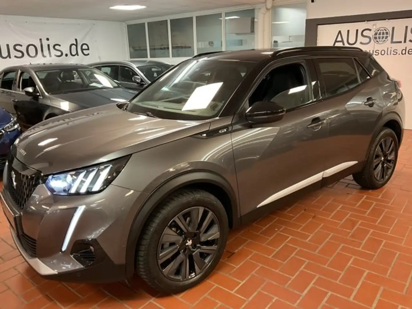 Peugeot 2008 GT LINE Leder Nappa,Navi,18 Zoll Grau - 2