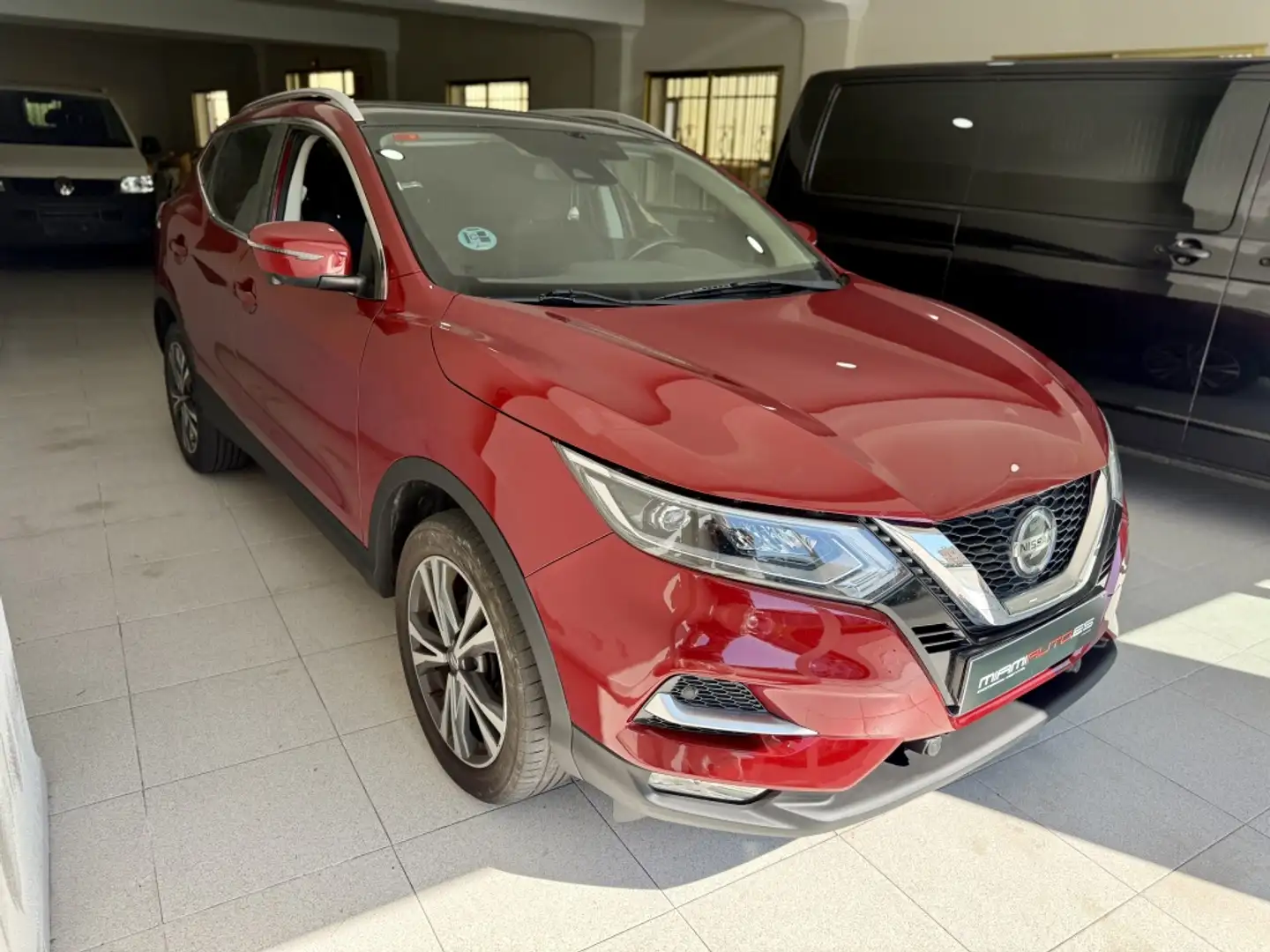 Nissan Qashqai 1.6dCi N-Connecta 4x2 - 1