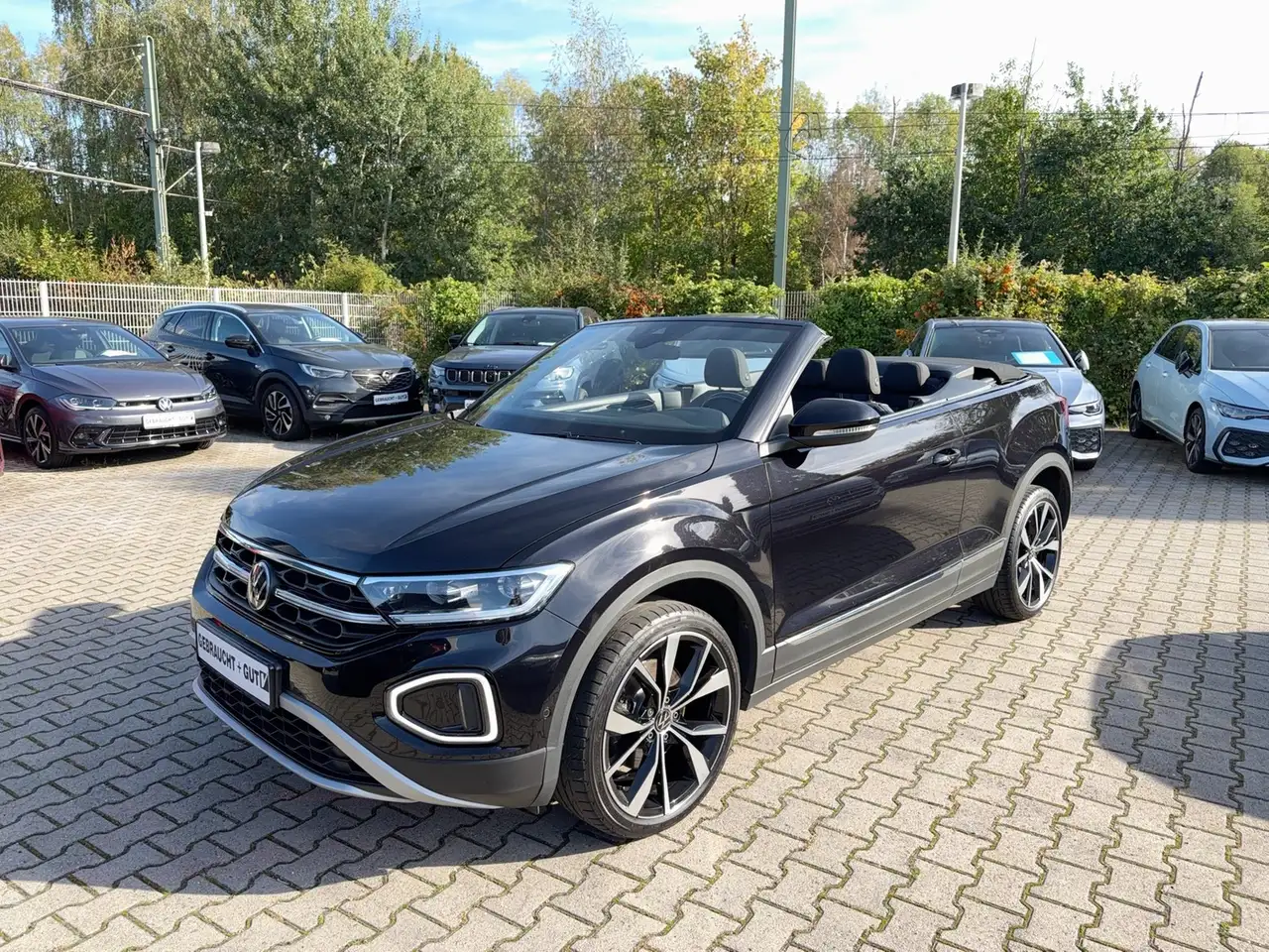Volkswagen T-Roc, фото 1