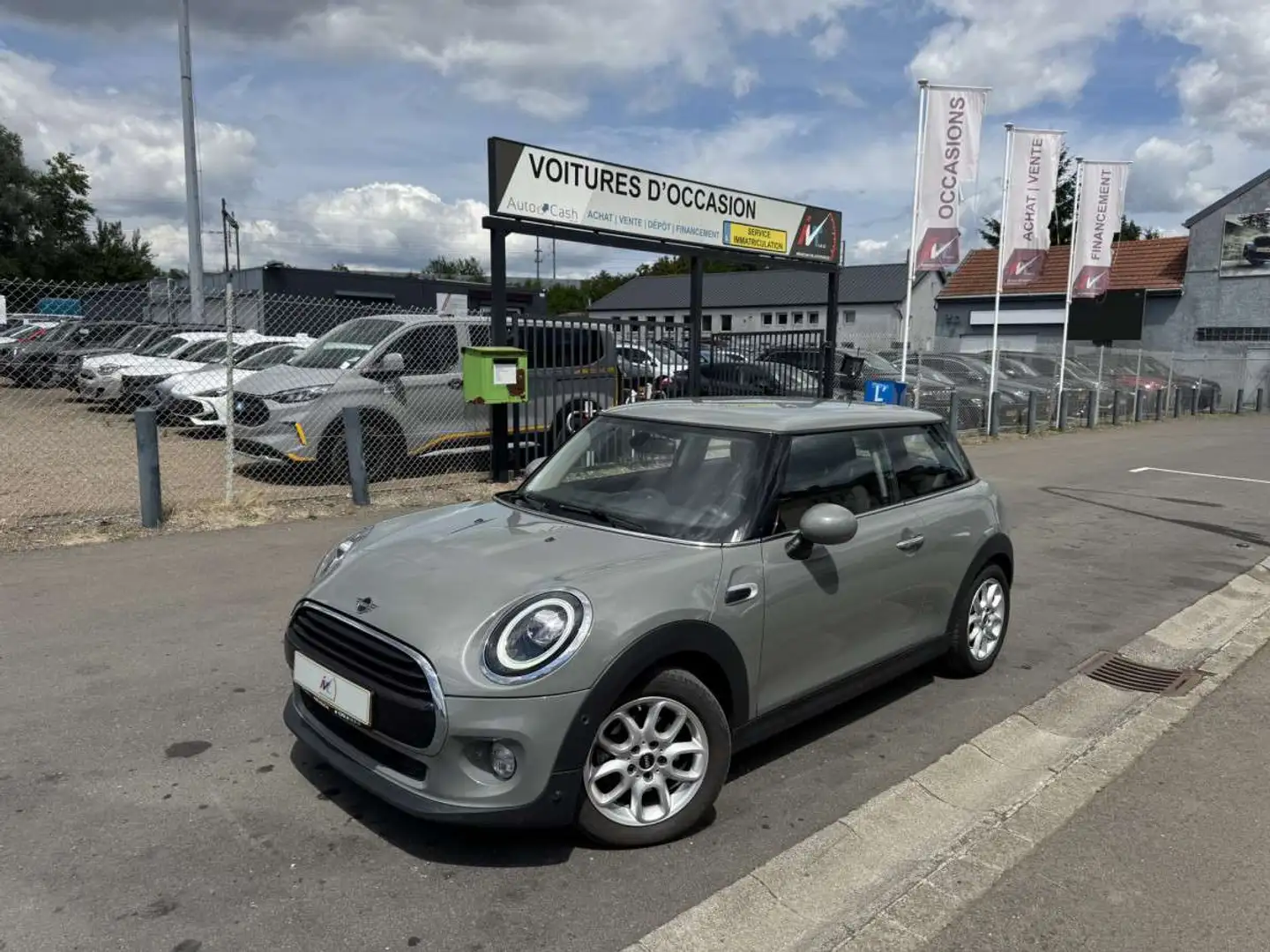 MINI Cooper D 1.5D 115 Grau - 1
