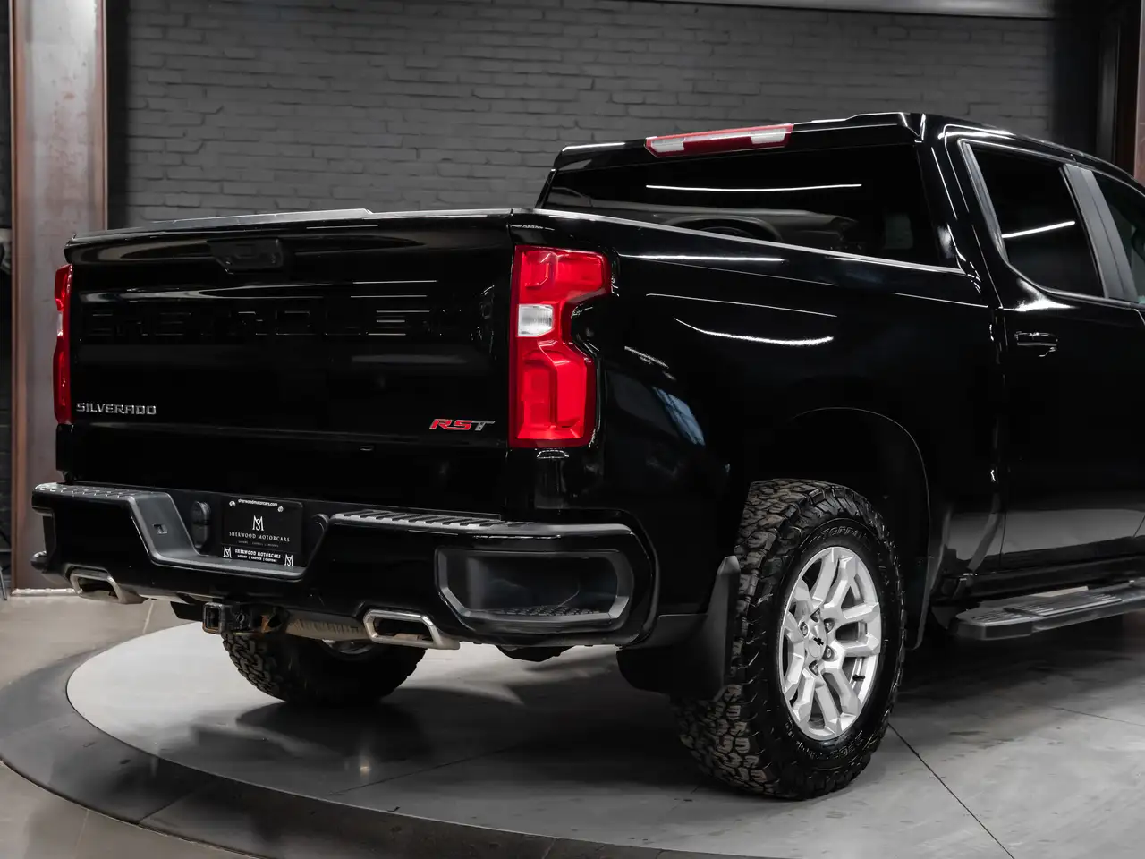 Chevrolet Silverado 1500 снимка Chevrolet Silverado 1500