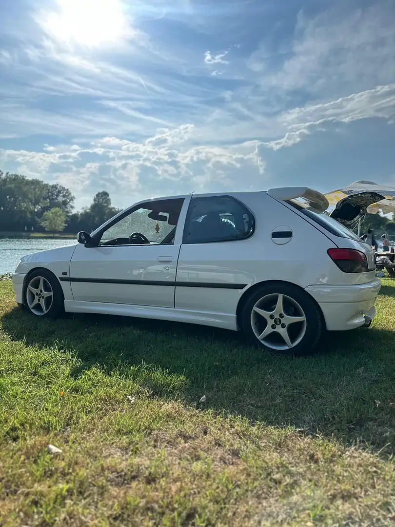 Peugeot 306 3p 2.0 Gti - 1