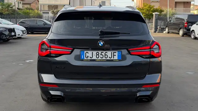 BMW X3 view 7