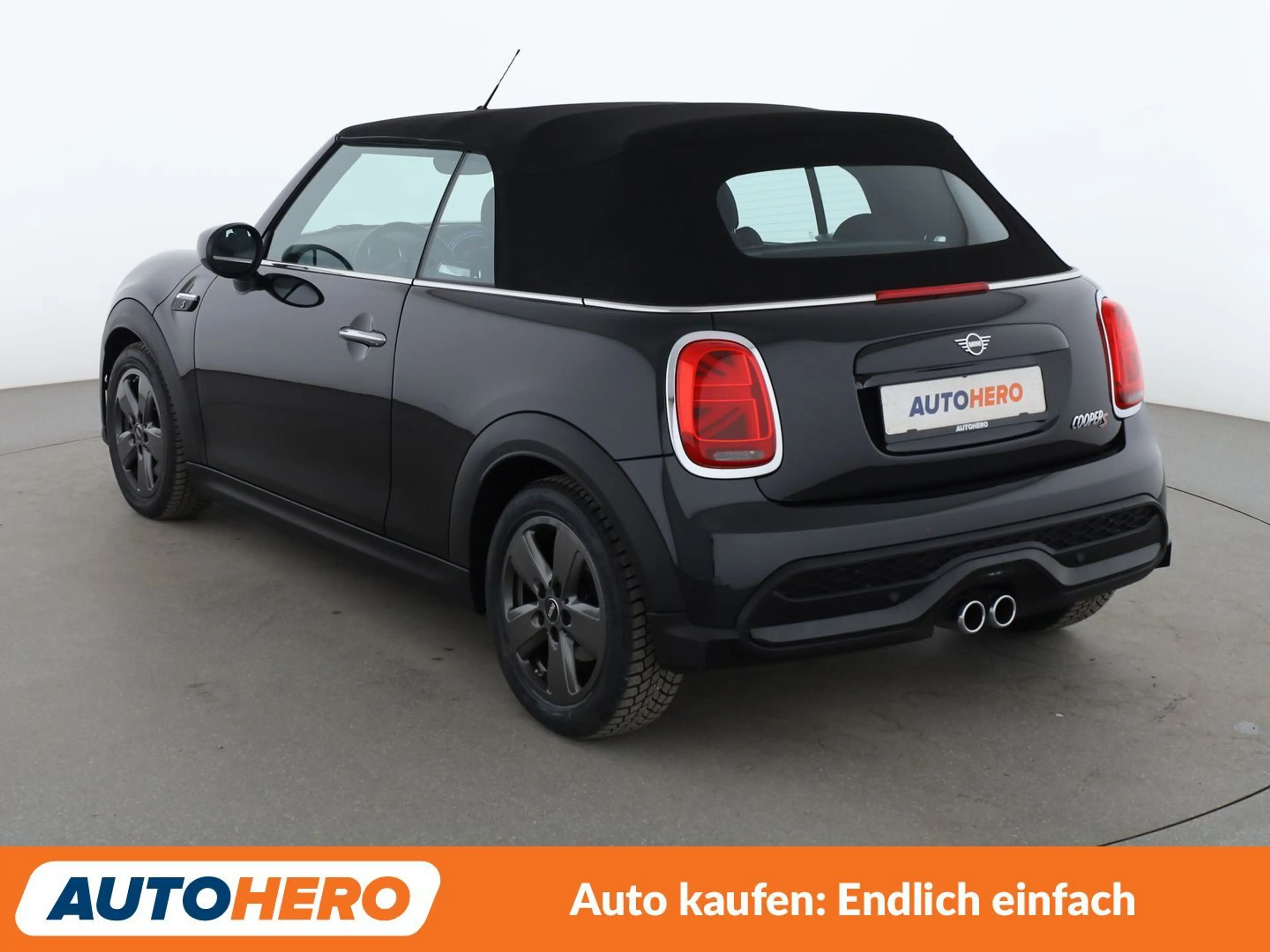 MINI Cooper S Cabrio Cooper S Essential Trim *NAVI*LED*TEMPO*PDC*SHZ* — photo 4