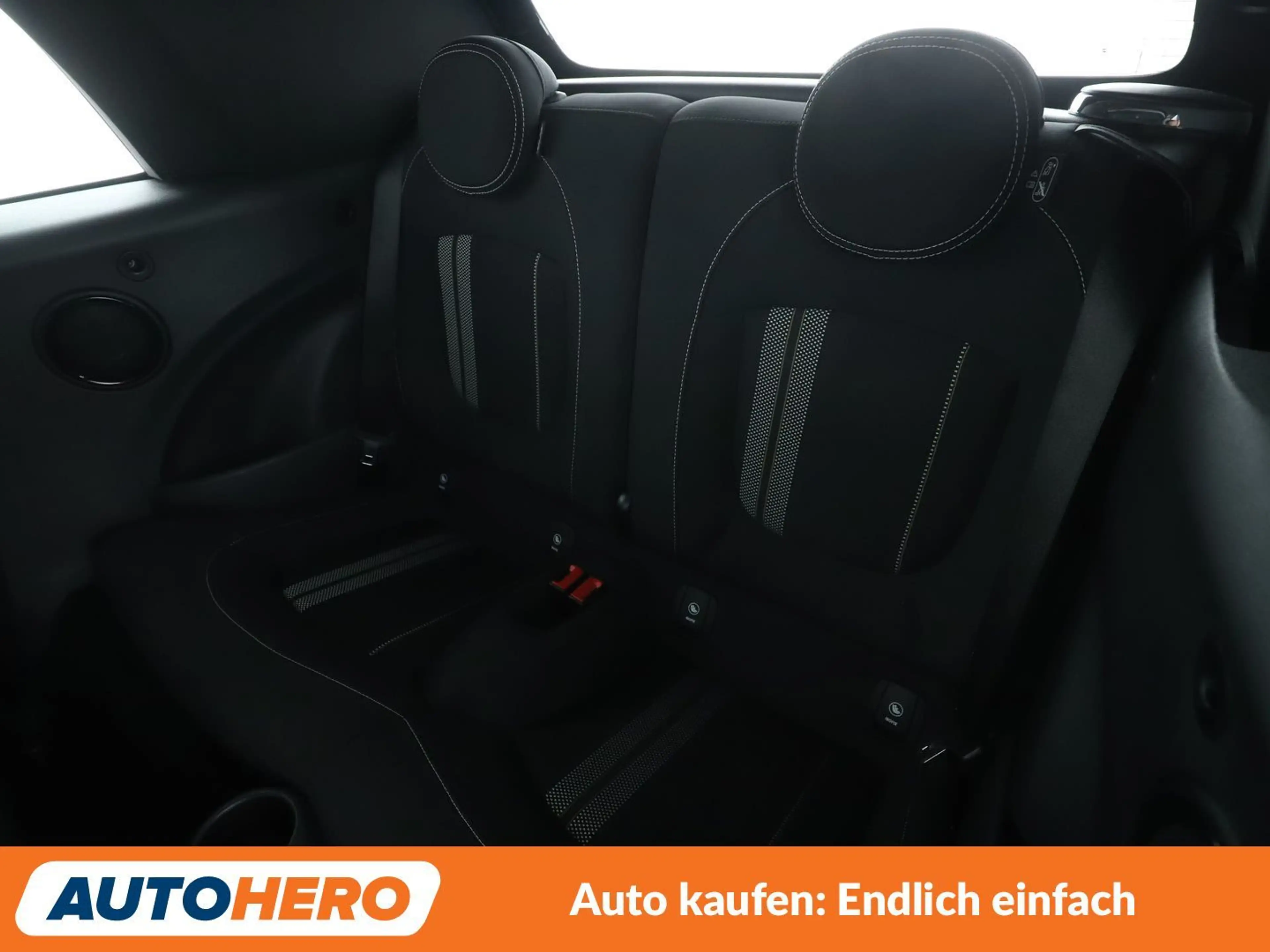 MINI Cooper S Cabrio Cooper S Essential Trim *NAVI*LED*TEMPO*PDC*SHZ* — photo 14
