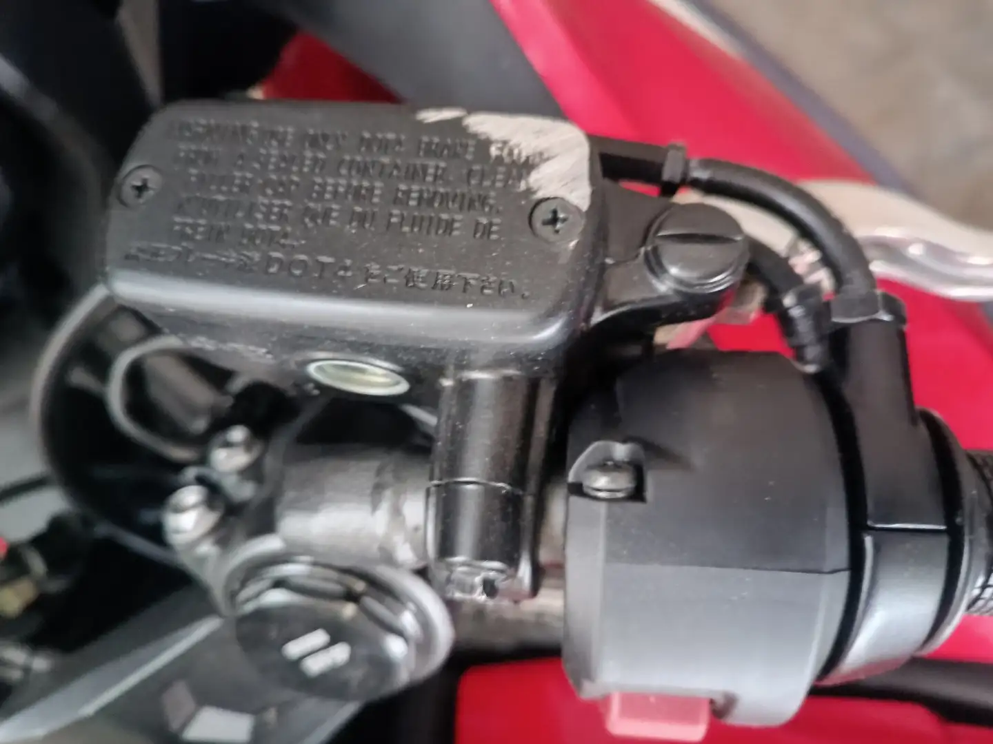 Honda CBR 650 E-clutch Rojo - 1