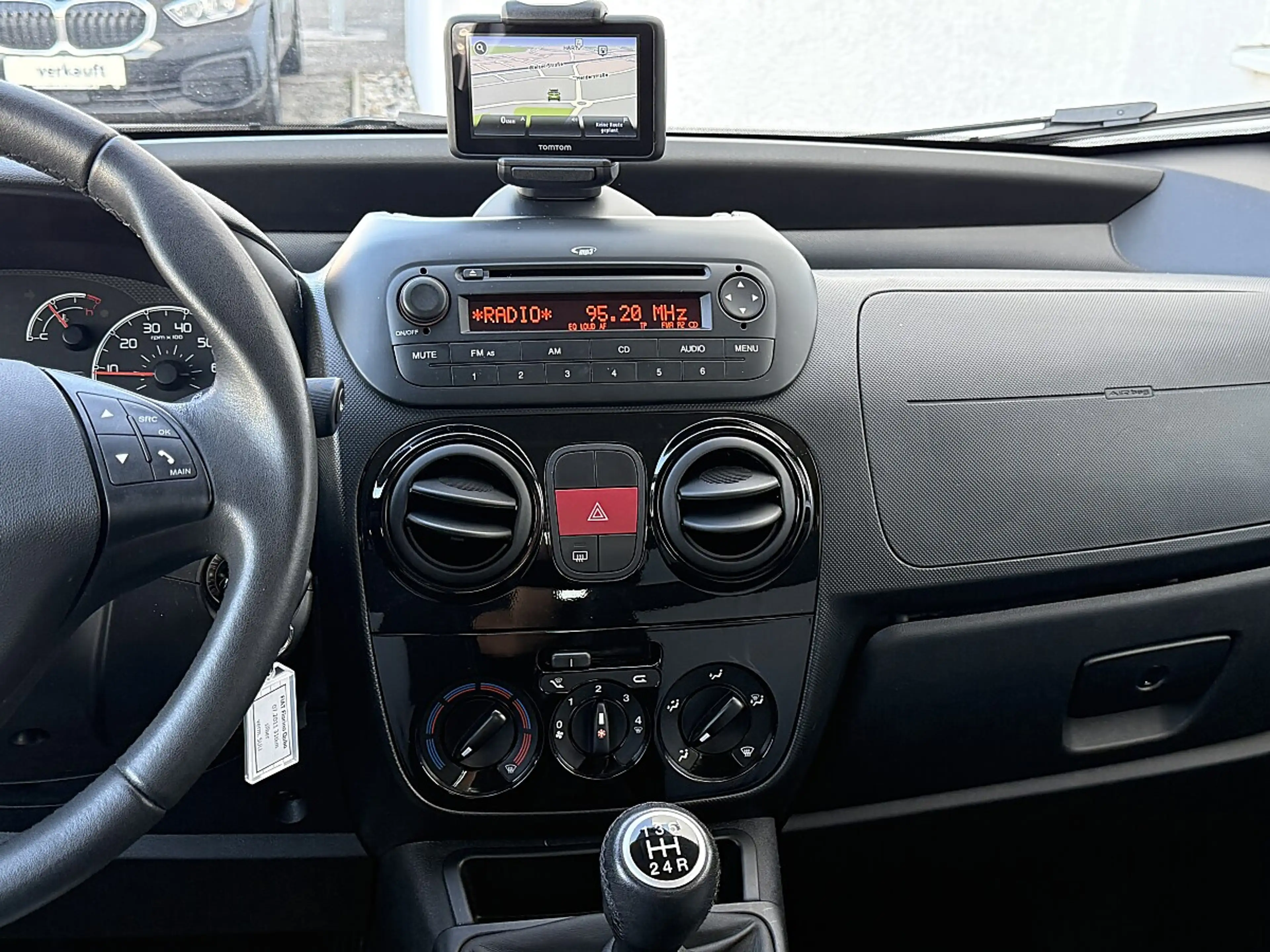 Fiat Qubo Fiorino1,4 |1Besitz| Navi | Anhängerkupplung | — photo 15
