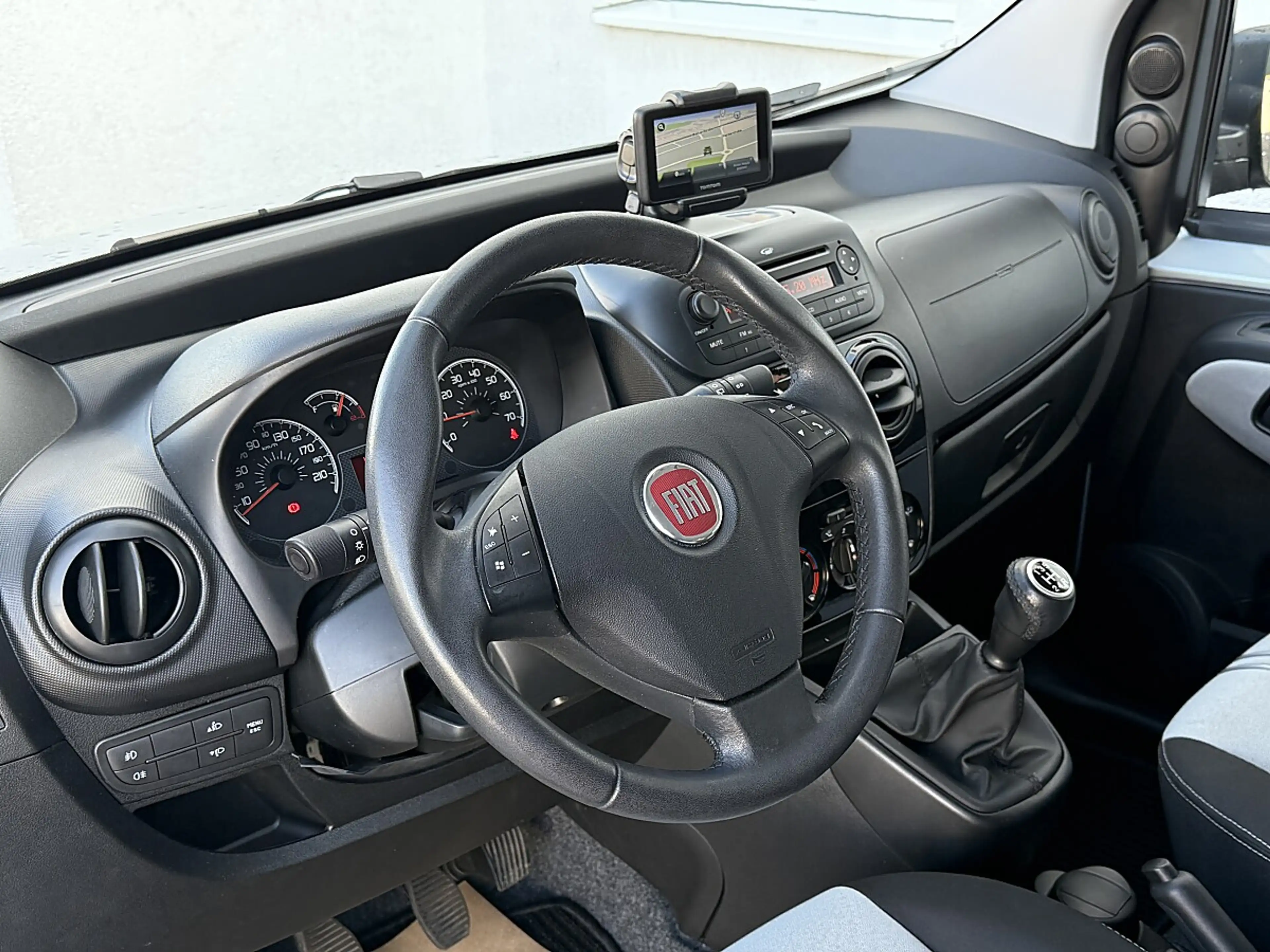 Fiat Qubo Fiorino1,4 |1Besitz| Navi | Anhängerkupplung | — photo 11