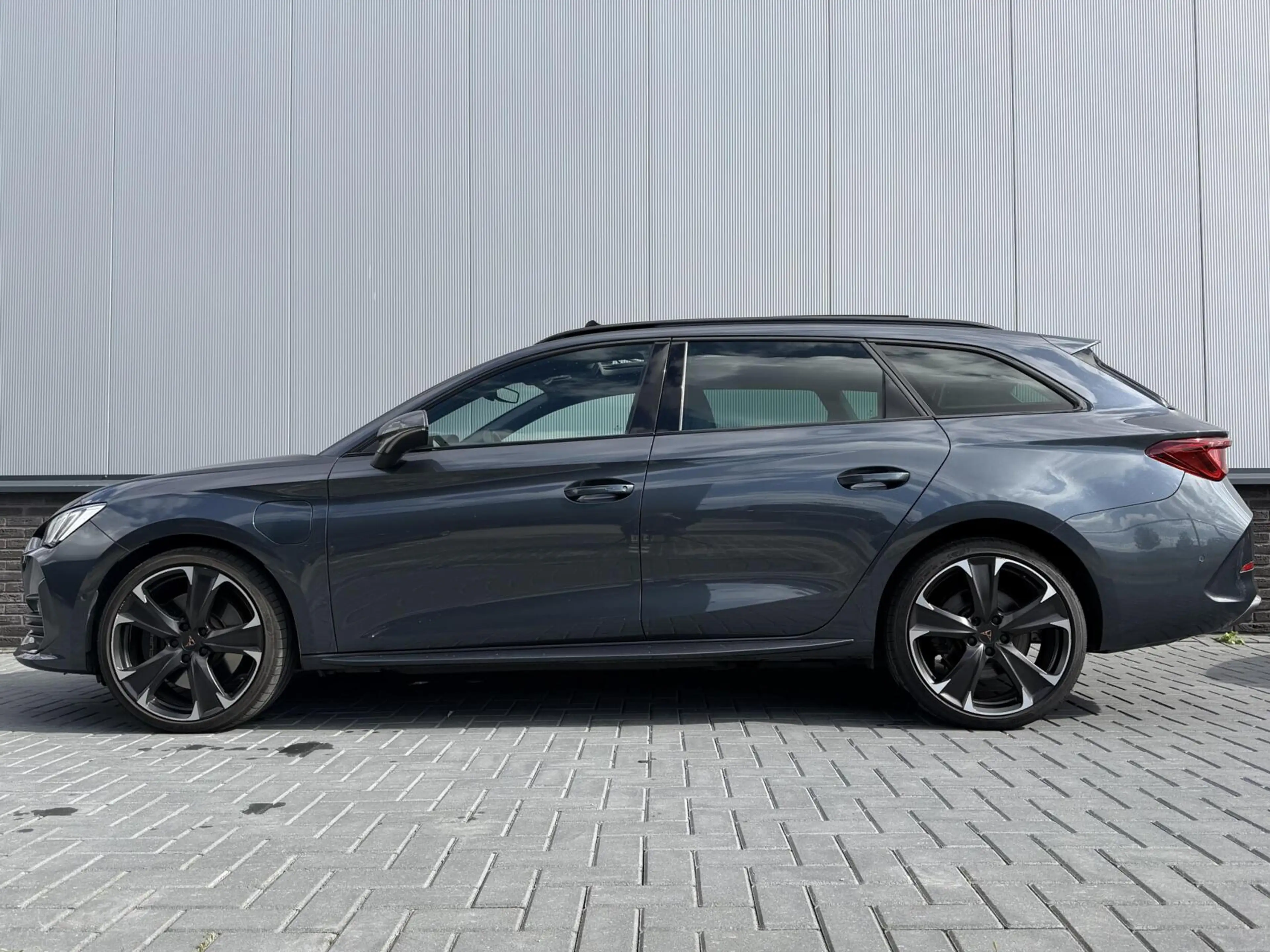 SEAT Leon e-Hybrid Sportstourer 1.4 TSI eHybrid PHEV VZ Performance|P — photo 3