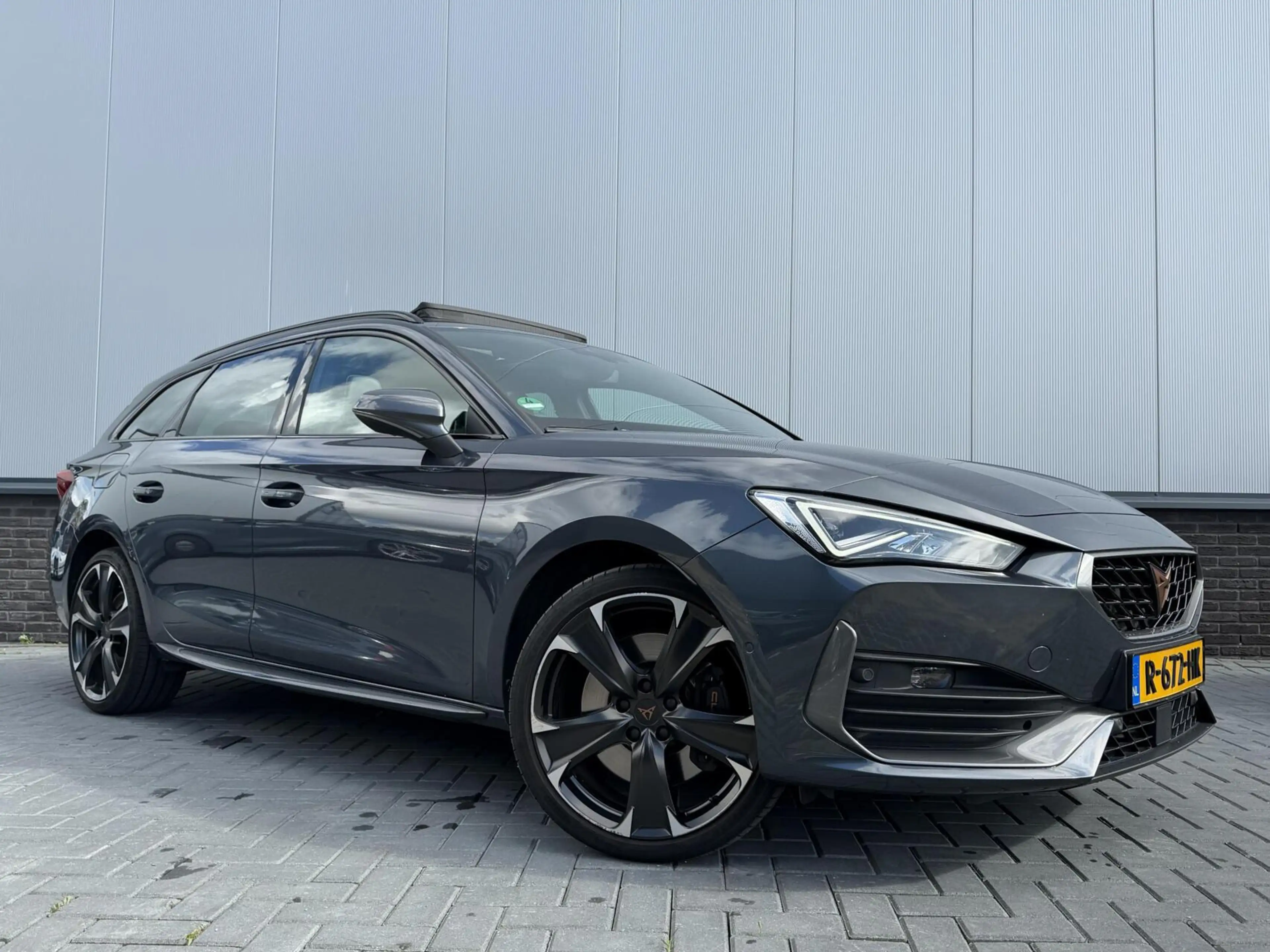 SEAT Leon e-Hybrid Sportstourer 1.4 TSI eHybrid PHEV VZ Performance|P — photo 5