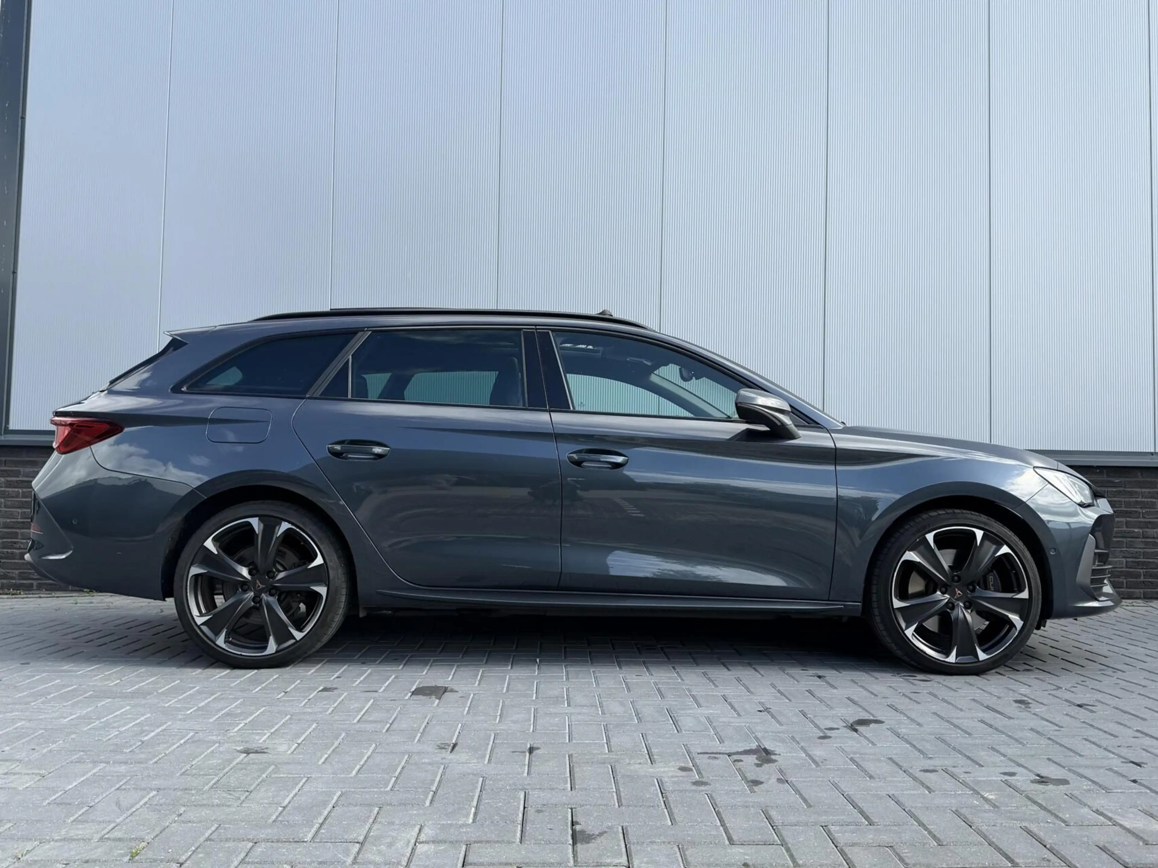 SEAT Leon e-Hybrid Sportstourer 1.4 TSI eHybrid PHEV VZ Performance|P — photo 6
