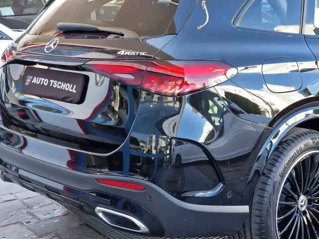 Mercedes-Benz GLC view 5
