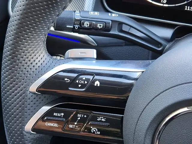 Mercedes-Benz GLC view 11