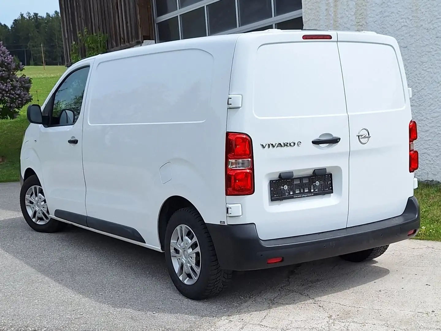 Opel Vivaro 75kWh Weiß - 1