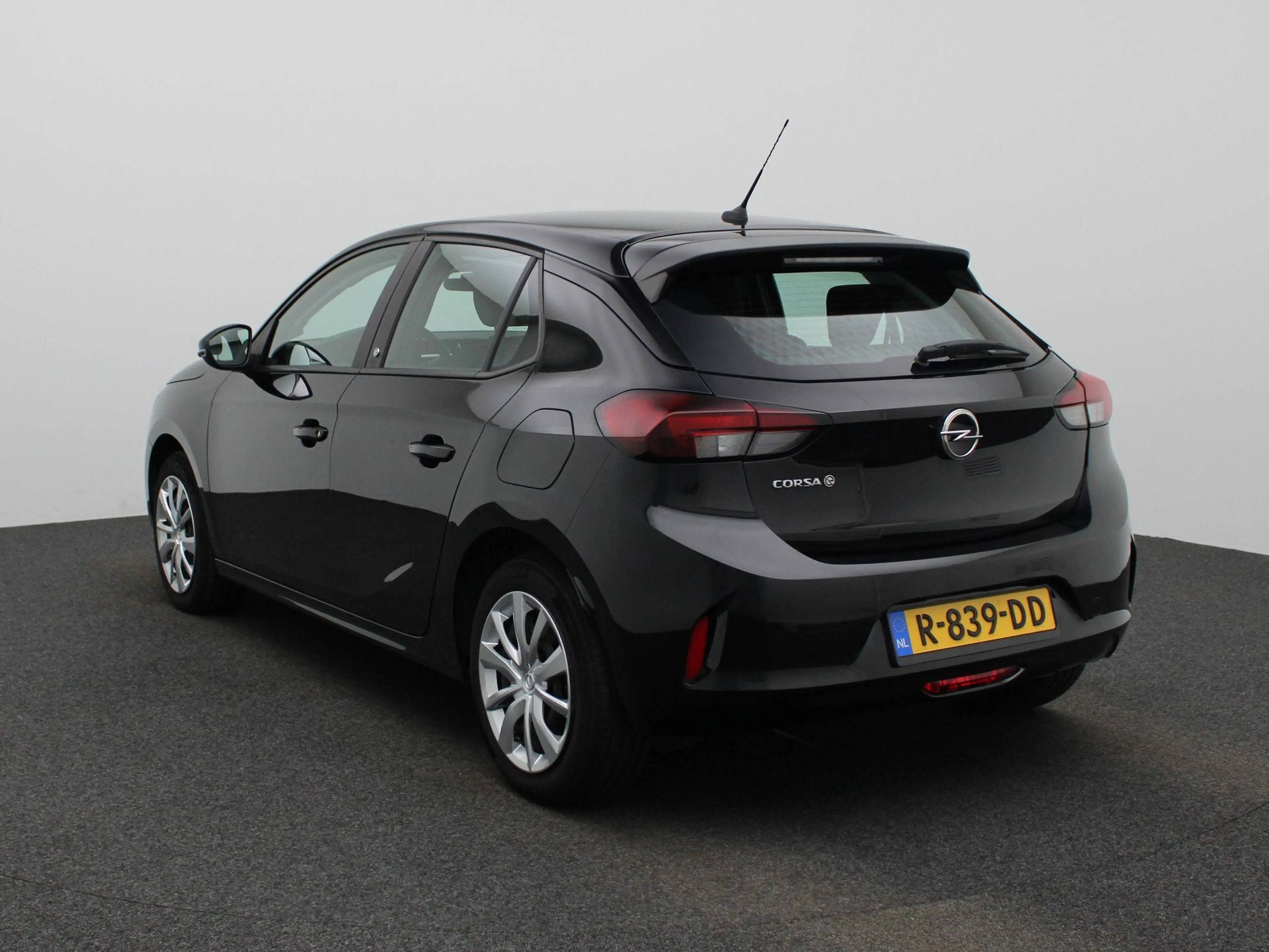 Opel Corsa-e Edition 50 kWh | Apple carplay / Android | Cruise — photo 2