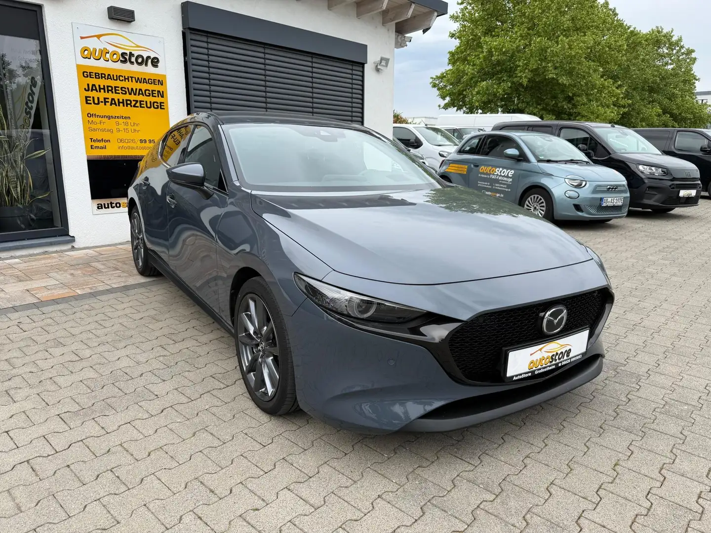 Mazda 3 SKYACTIV-G 2.0 M-HYBRID 150 Selection 110 kW (1... Gris - 2