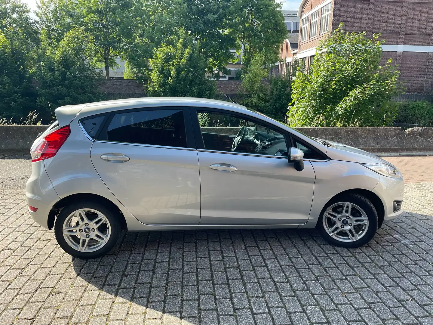 Ford Fiesta Fiesta 1.0 EcoBoost SYNC Edition Argent - 2
