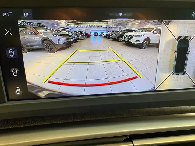 Peugeot 3008 view 9