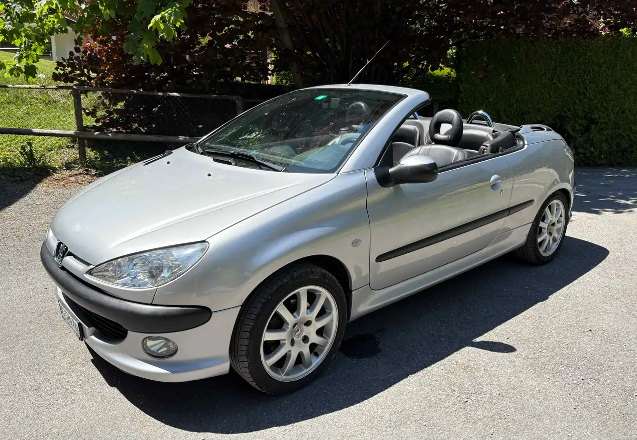 Peugeot 206 CC 2.0i 16V, foto 2