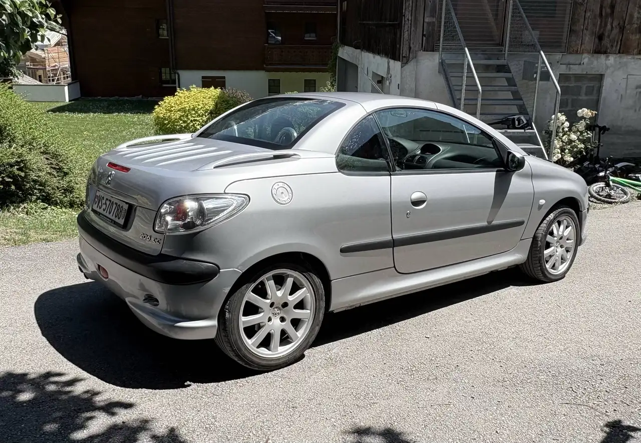 Peugeot 206 CC 2.0i 16V, foto 6