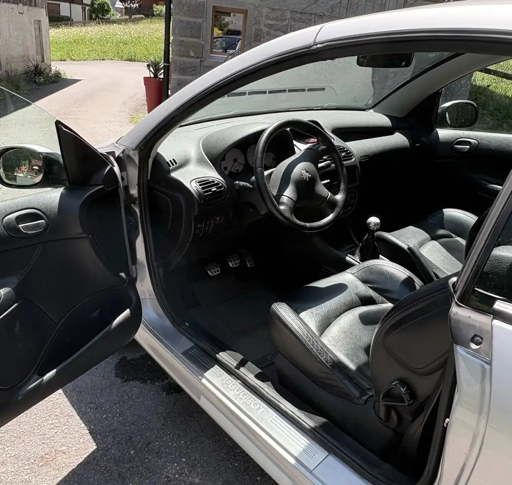Peugeot 206 CC 2.0i 16V, foto 9