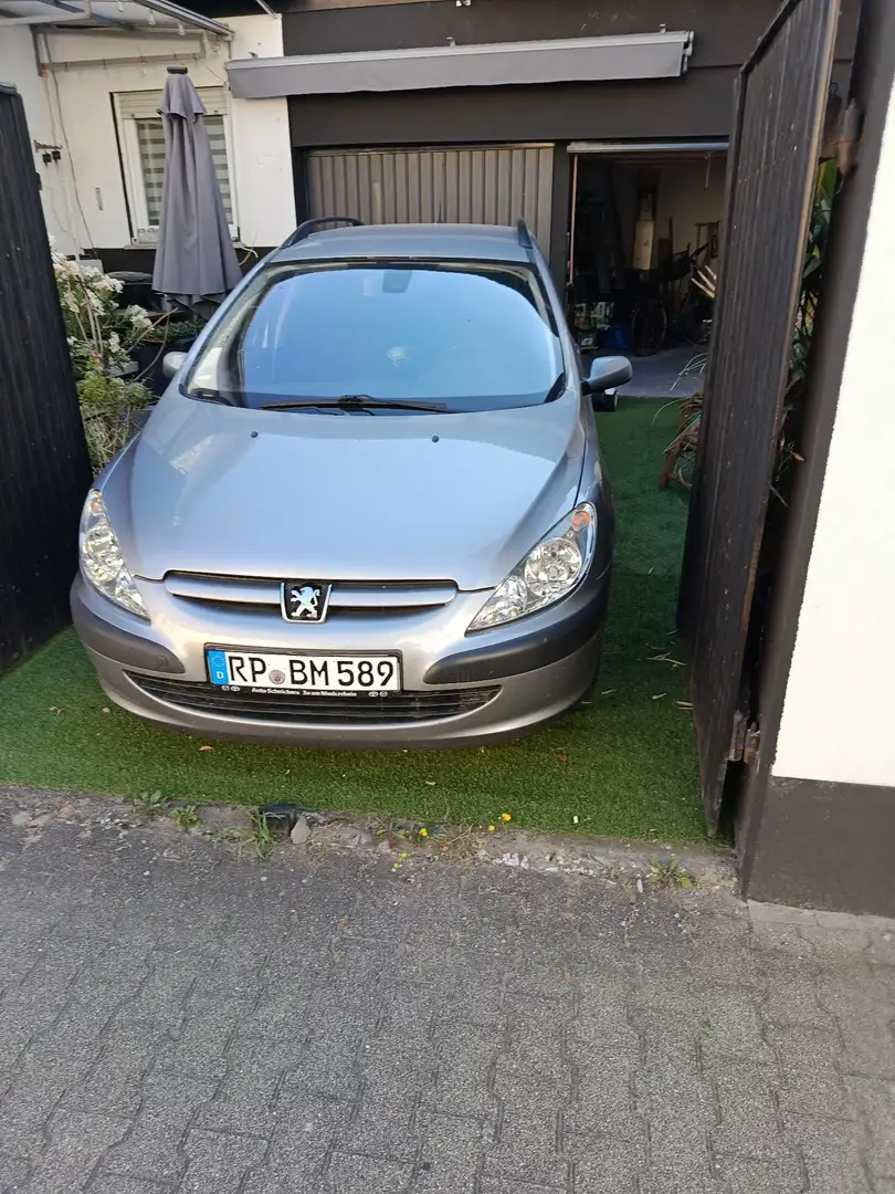Peugeot 307 Break Tendance Grau - 2