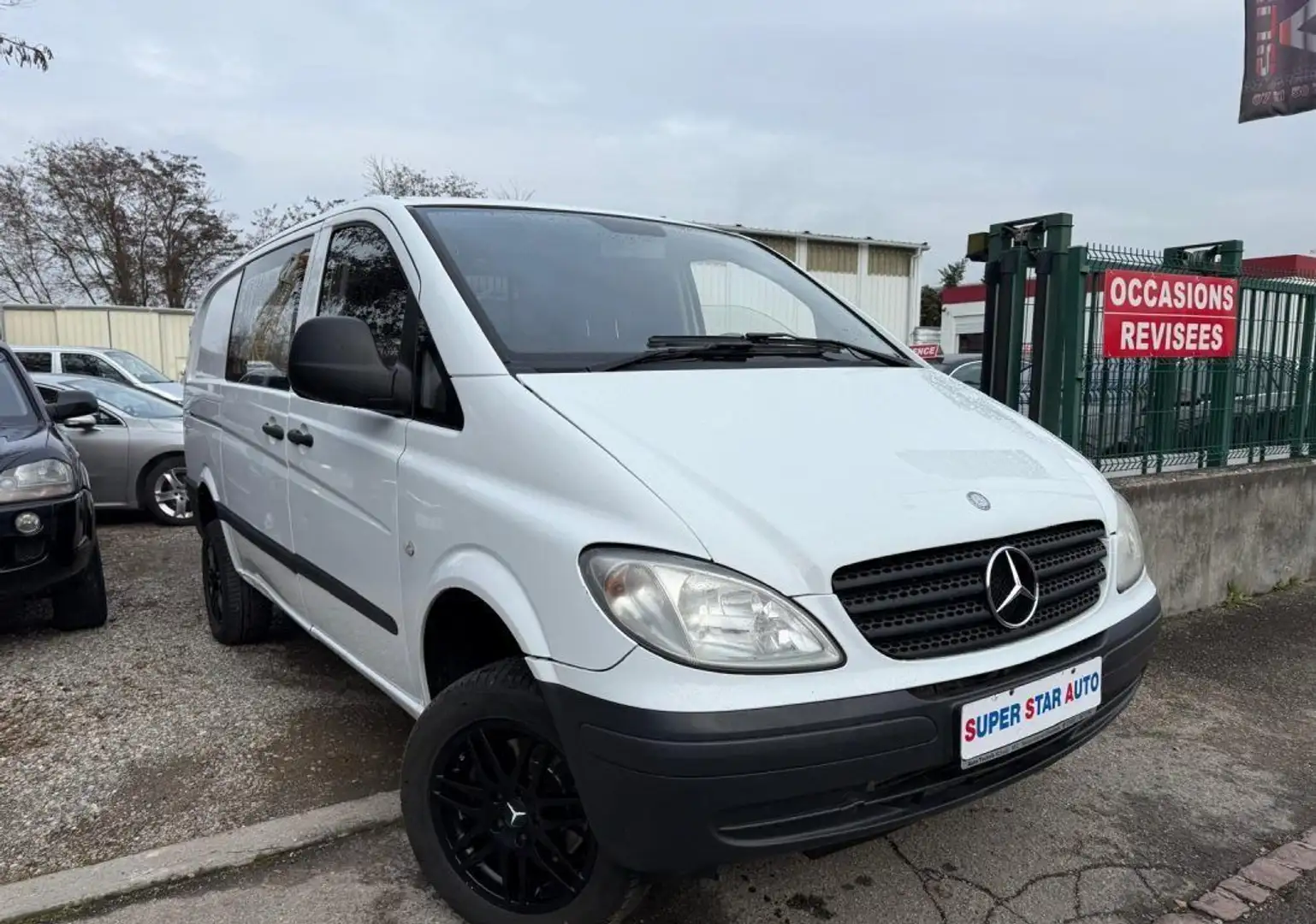 Mercedes-Benz Vito 111 2.0l CDI 4X4 2009 Weiß - 1