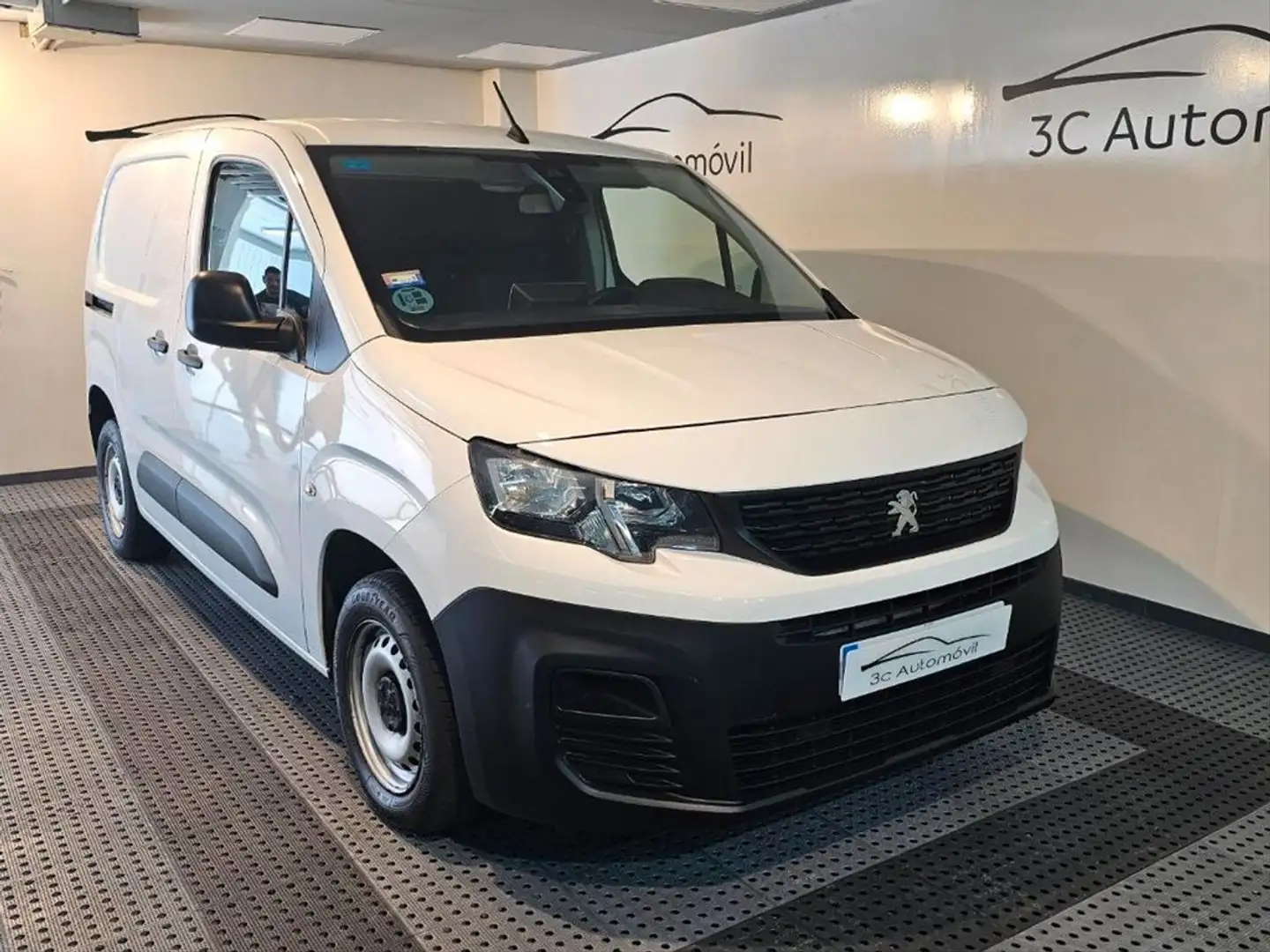 Peugeot Partner Pro Standard 600kg BlueHDi 55kW Blanco - 1