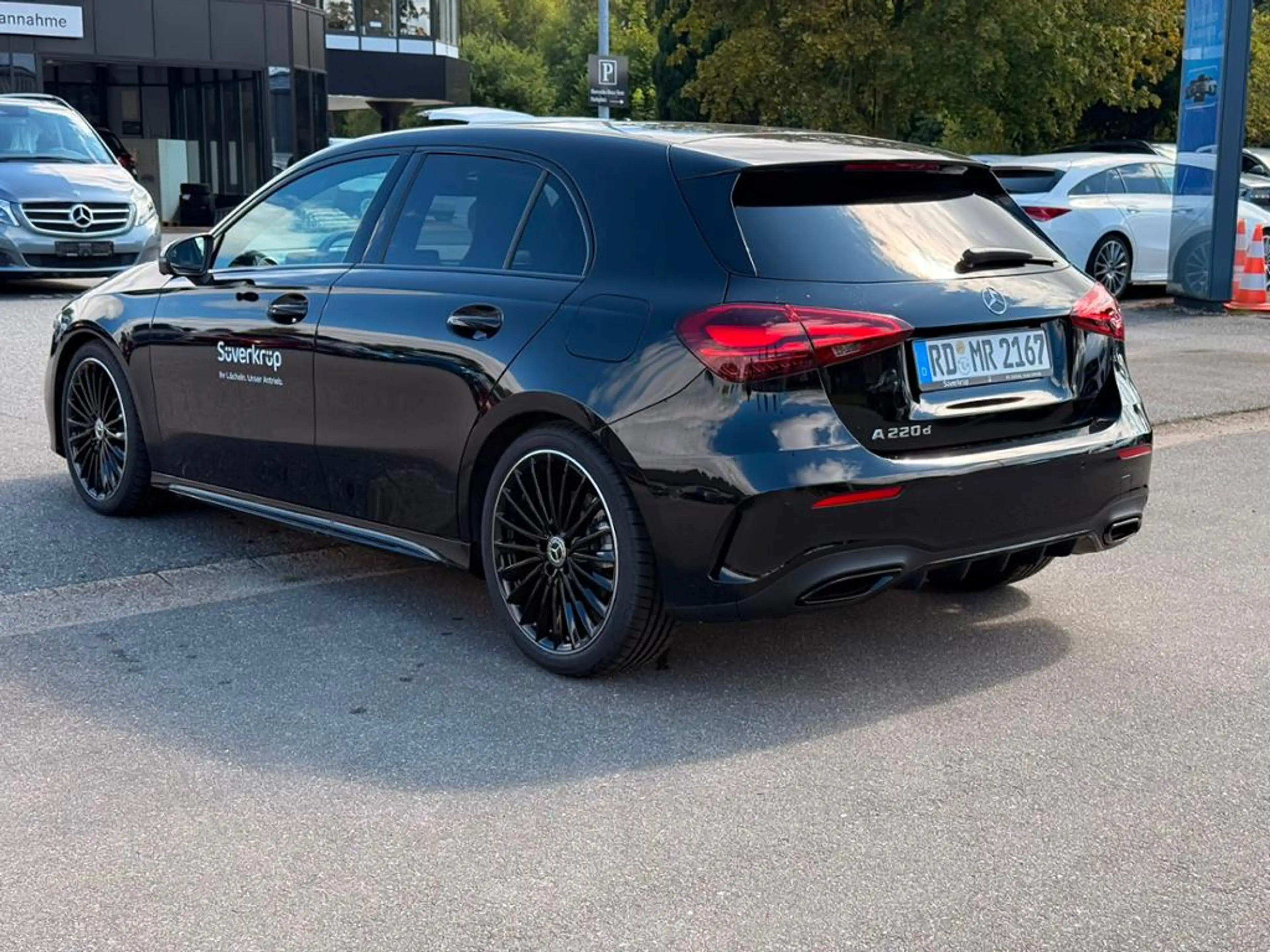 Mercedes-Benz A 220 d AMG NIGHT MULTI 360 DISTR KAMERA PANO — photo 5