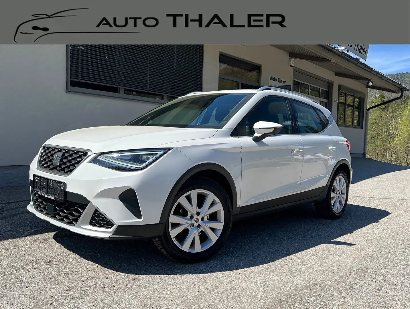 SEAT Arona 1,0 TSI Xperience Weiß - 1
