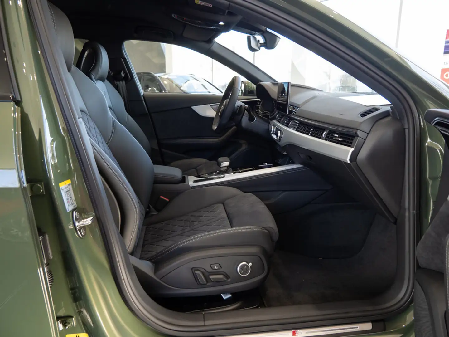 Audi A4 Avant S line 40 TFSI KLIMA MATRIX-LED Verde - 2