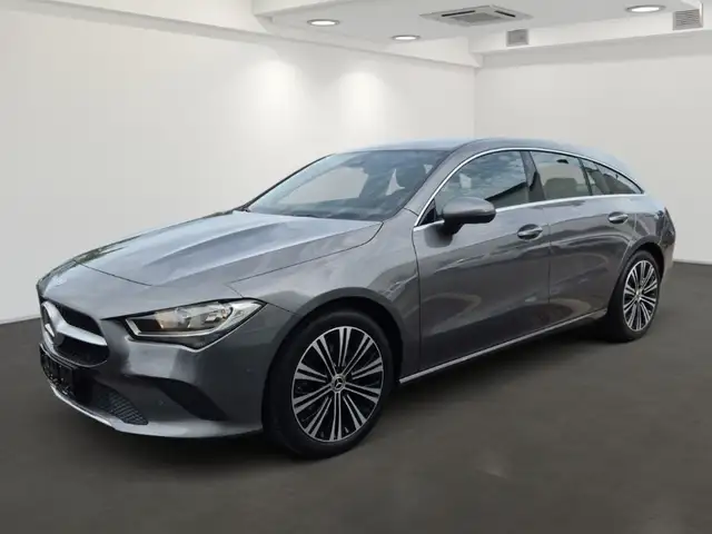 Mercedes-Benz CLA 220 d
