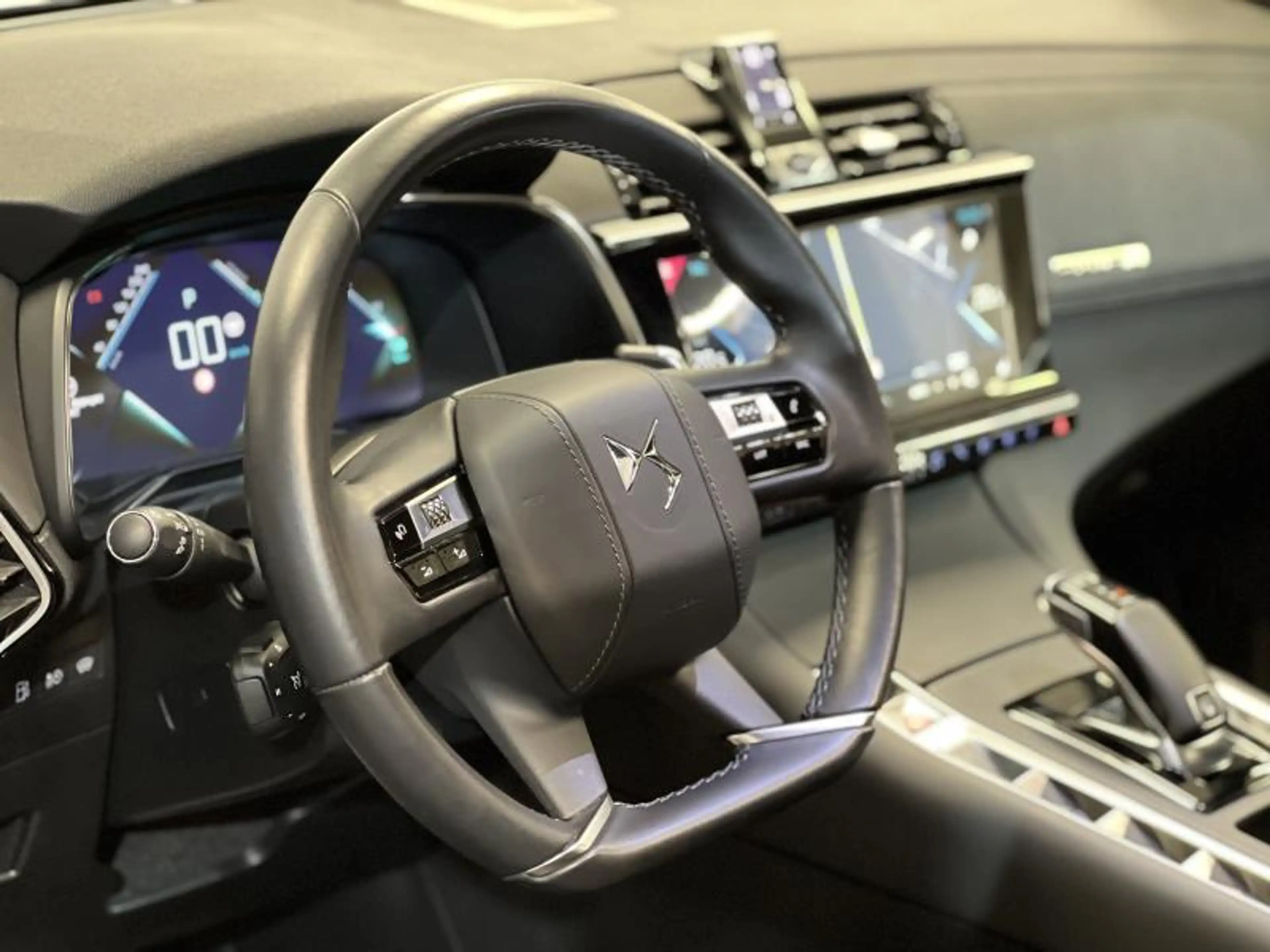 DS Automobiles DS 7 Crossback E-Tense RIVOLI **GARANTIE 12 MOIS** — photo 15