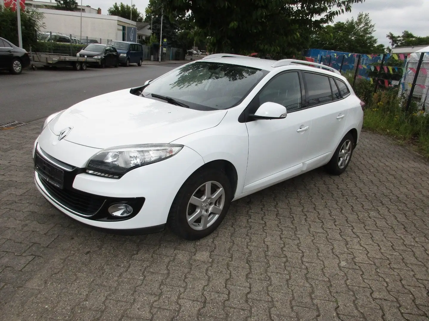 Renault Megane III Grandtour Dynamique Білий - 1