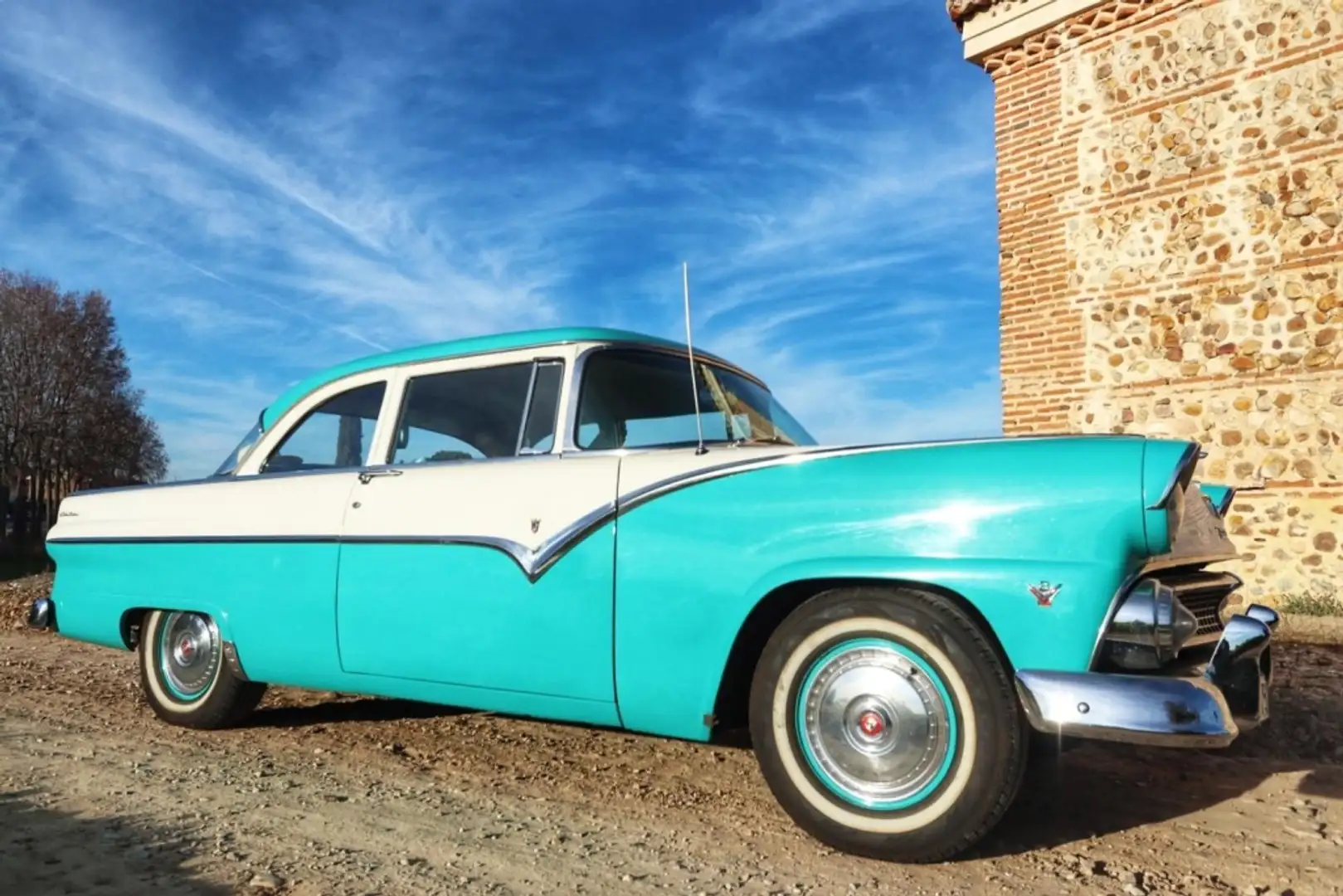 Ford Fairlane Blau - 1