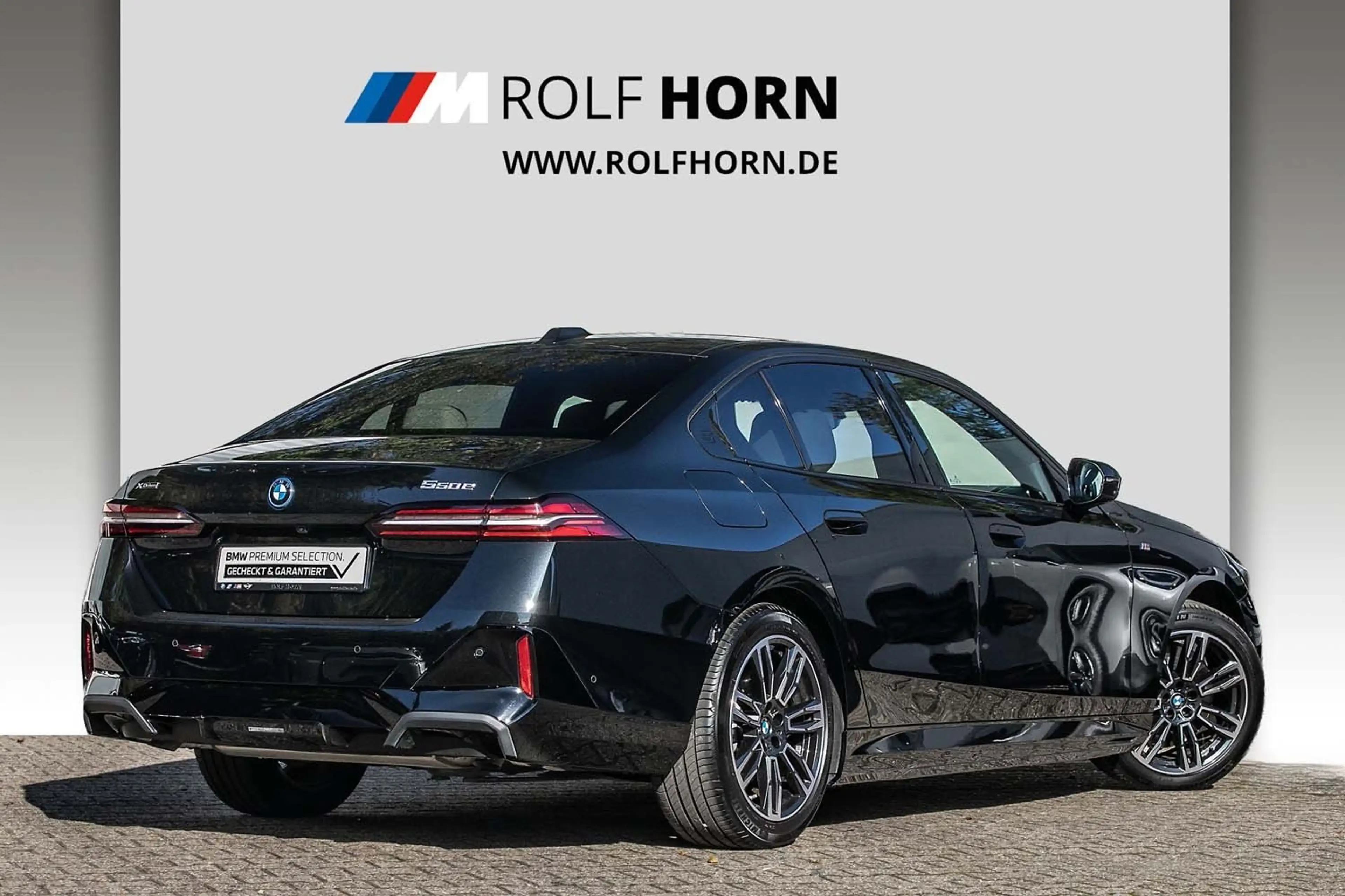 BMW 550 e xDrive Limousine M Sportpaket HeadUp h/k adLED — photo 2
