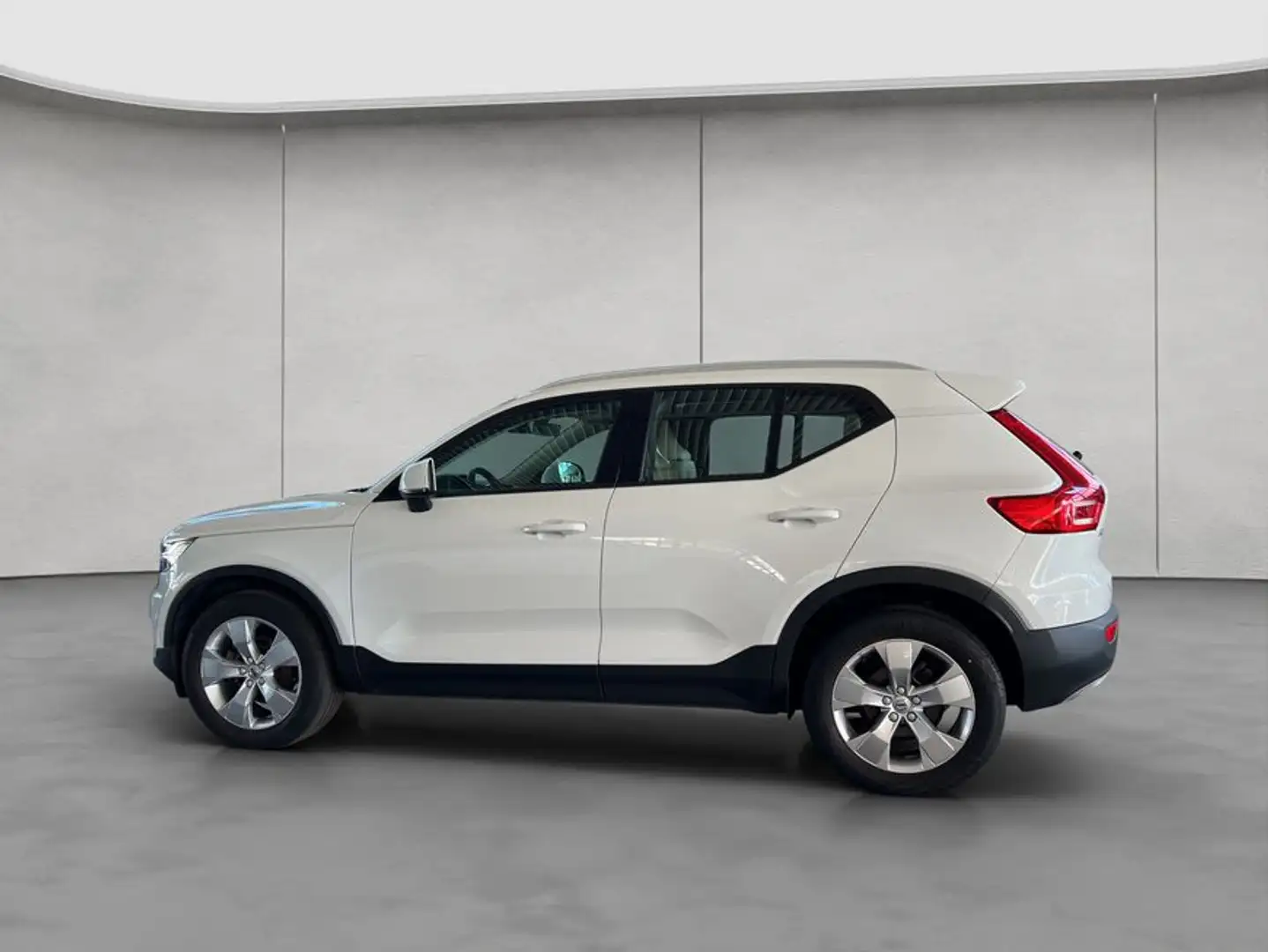 Volvo XC40 XC40 T2 Momentum-Pro Lederpolsterung Beige UD70 Weiß - 2