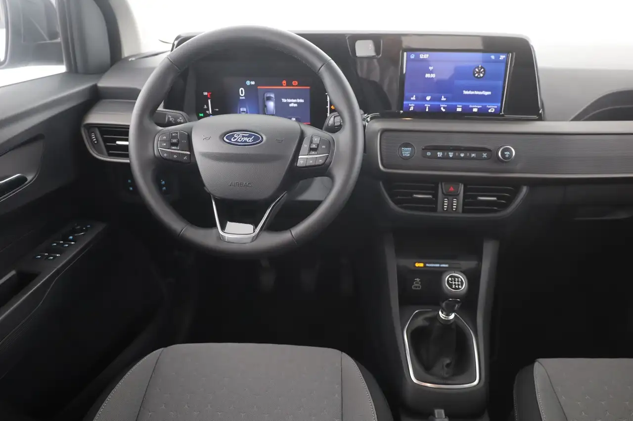 Ford Tourneo Courier 2026 — фото 10