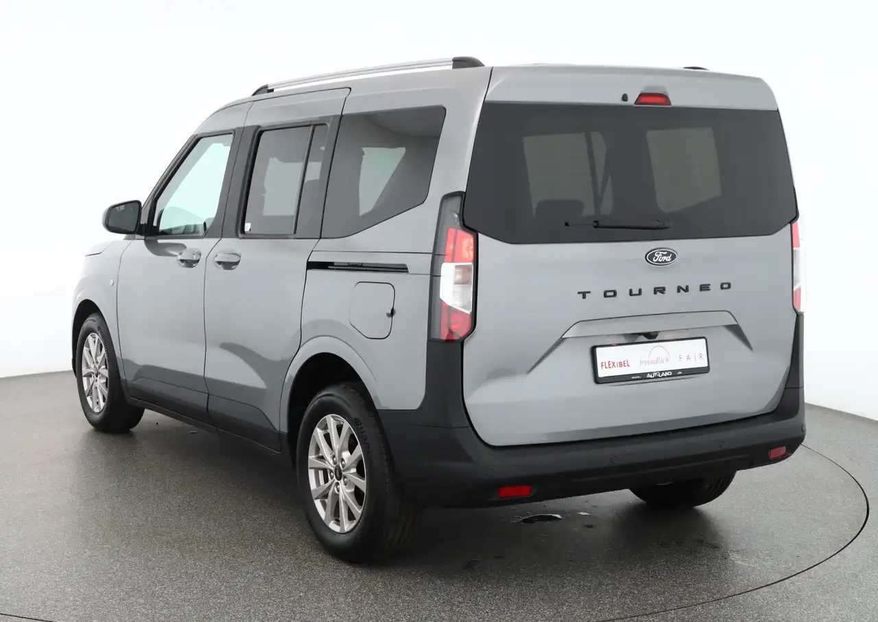 Ford Tourneo Courier 2026