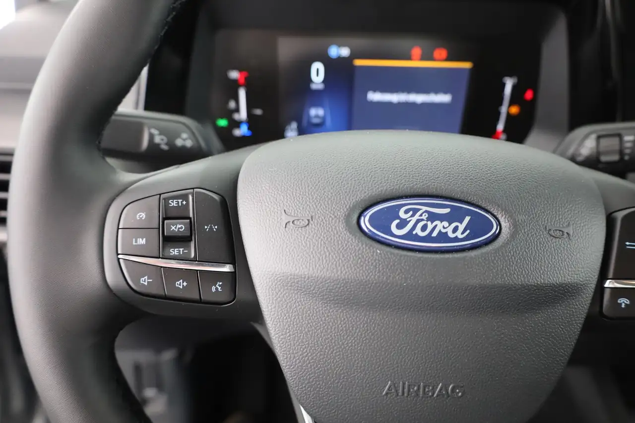 Ford Tourneo Courier 2026 — фото 15