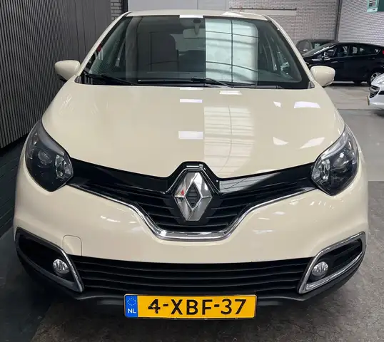 Renault Captur view 5