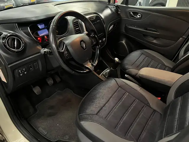 Renault Captur view 27