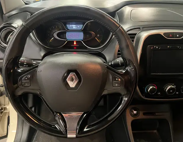 Renault Captur view 13