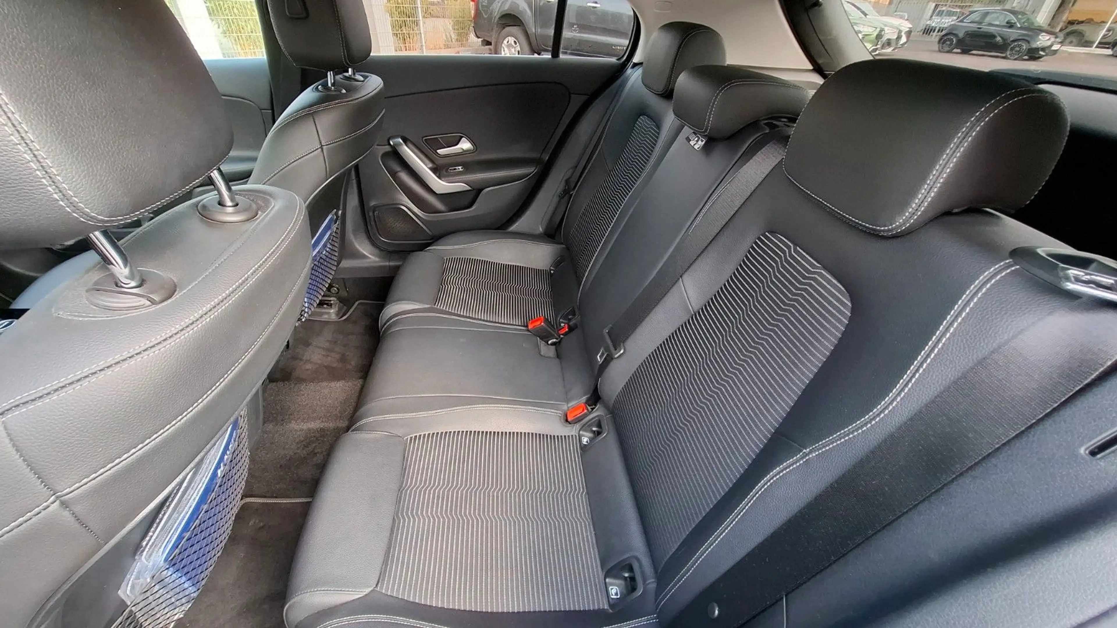 Mercedes-Benz A 250 e NAVIGATION SITZHEIZUNG — photo 10