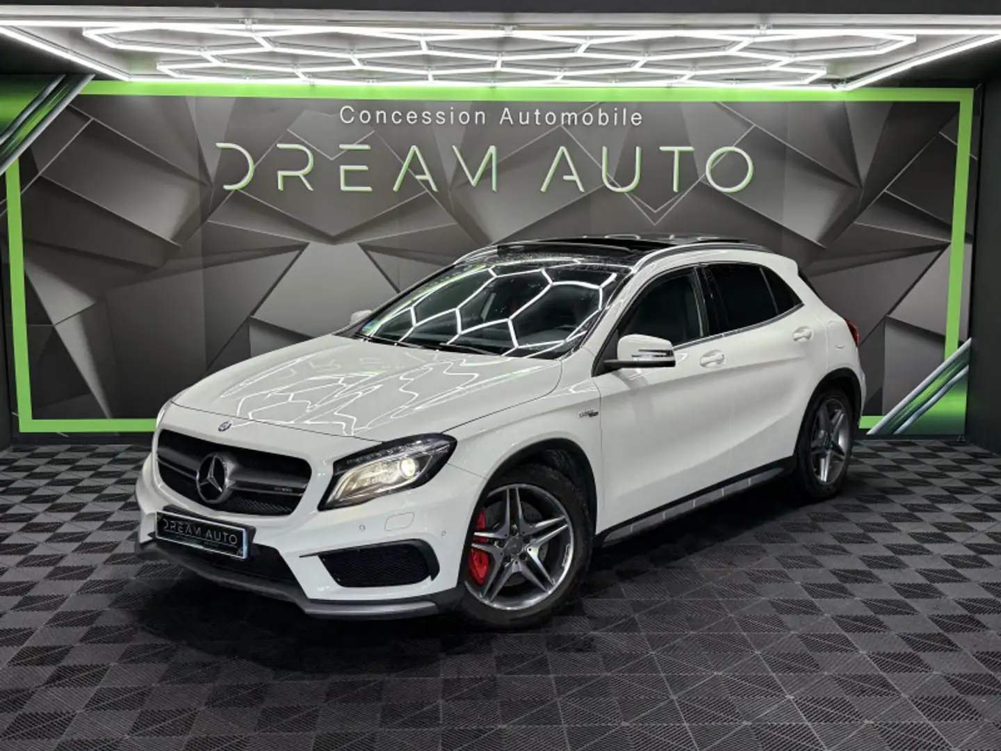 Mercedes-Benz GLA 45 AMG 45 AMG 381CH 4MATIC SPEEDSHIFT DCT AMG Blanc - 1