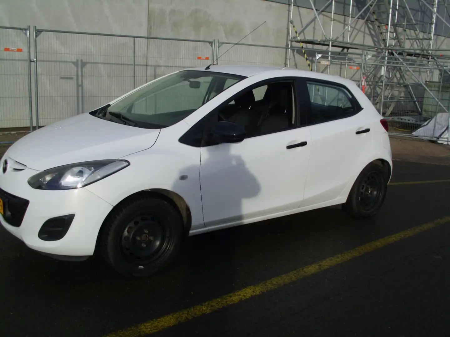 Mazda 2 1.3 BIFUEL Cool Blanco - 2