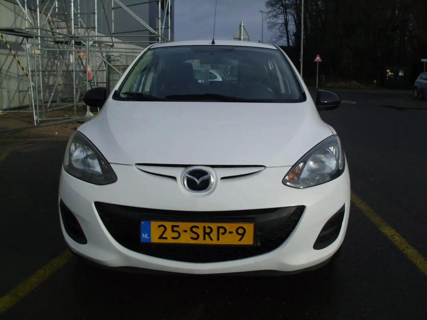 Mazda 2 1.3 BIFUEL Cool Blanco - 1