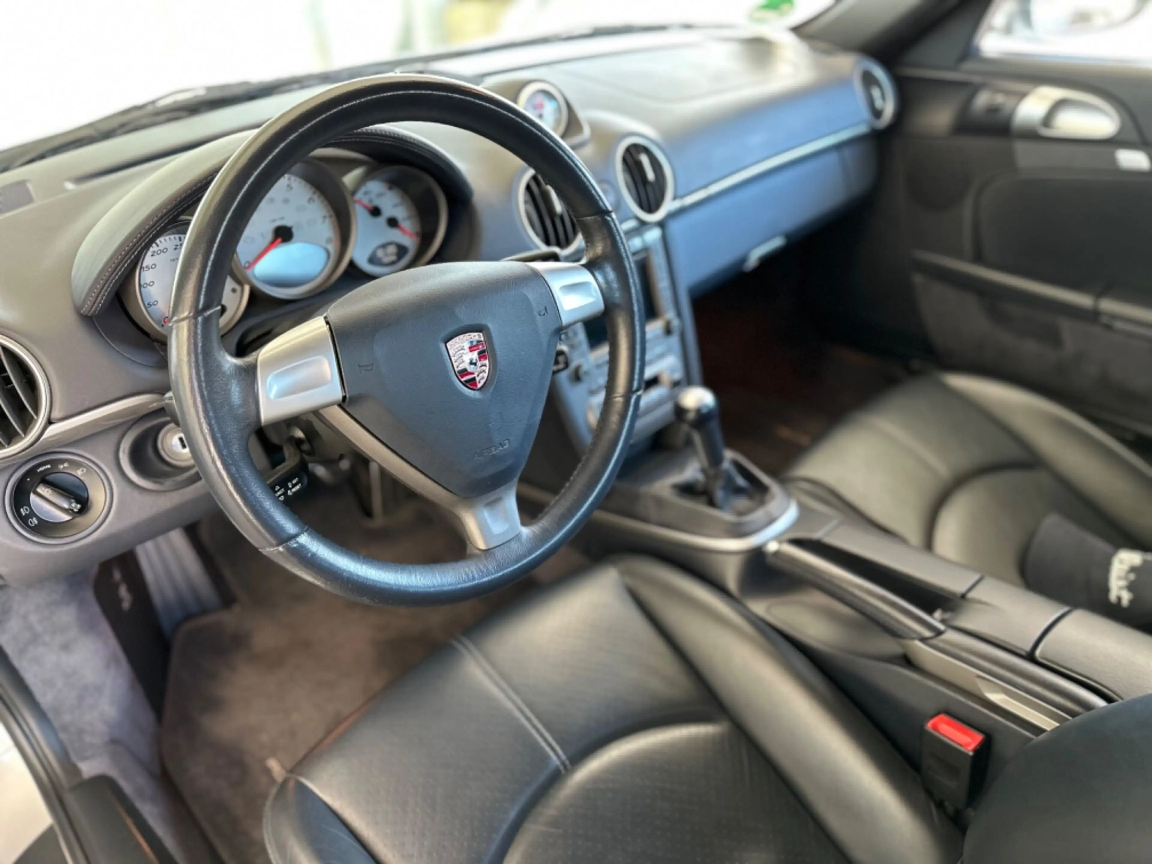 Porsche Boxster S — photo 7